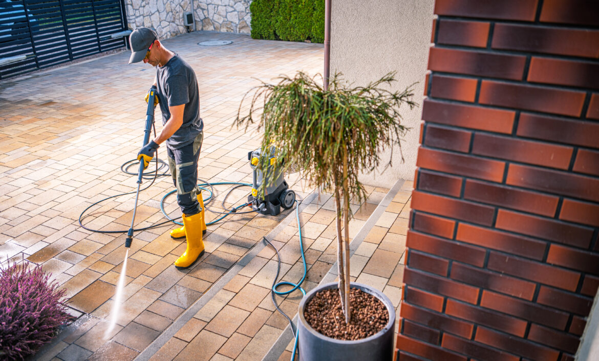bezpłatna wycena czyszczenia kostki brukowej pozwala poznać koszt usługi, zakres prac i oszczędzić na profesjonalnej usłudze